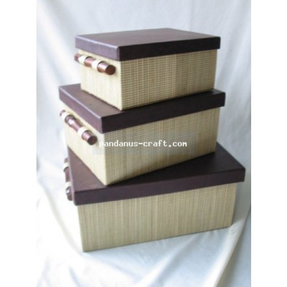 Mendong Rectangular Box with Bamboo Handle s3 handicraft