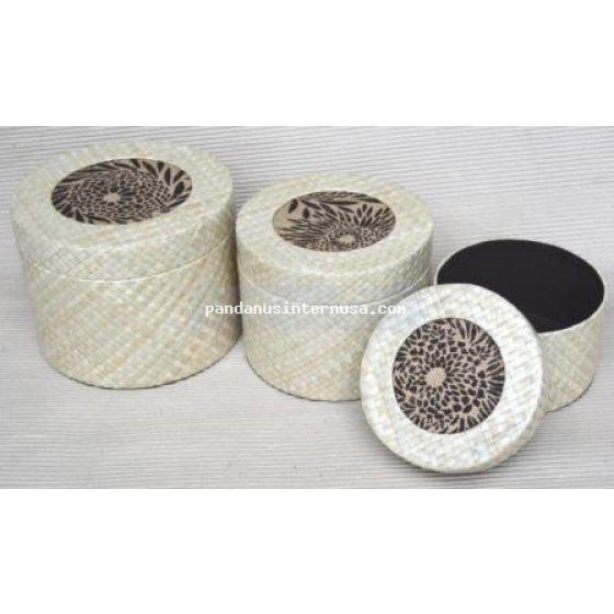 Pandanus round box set of 3 handicraft